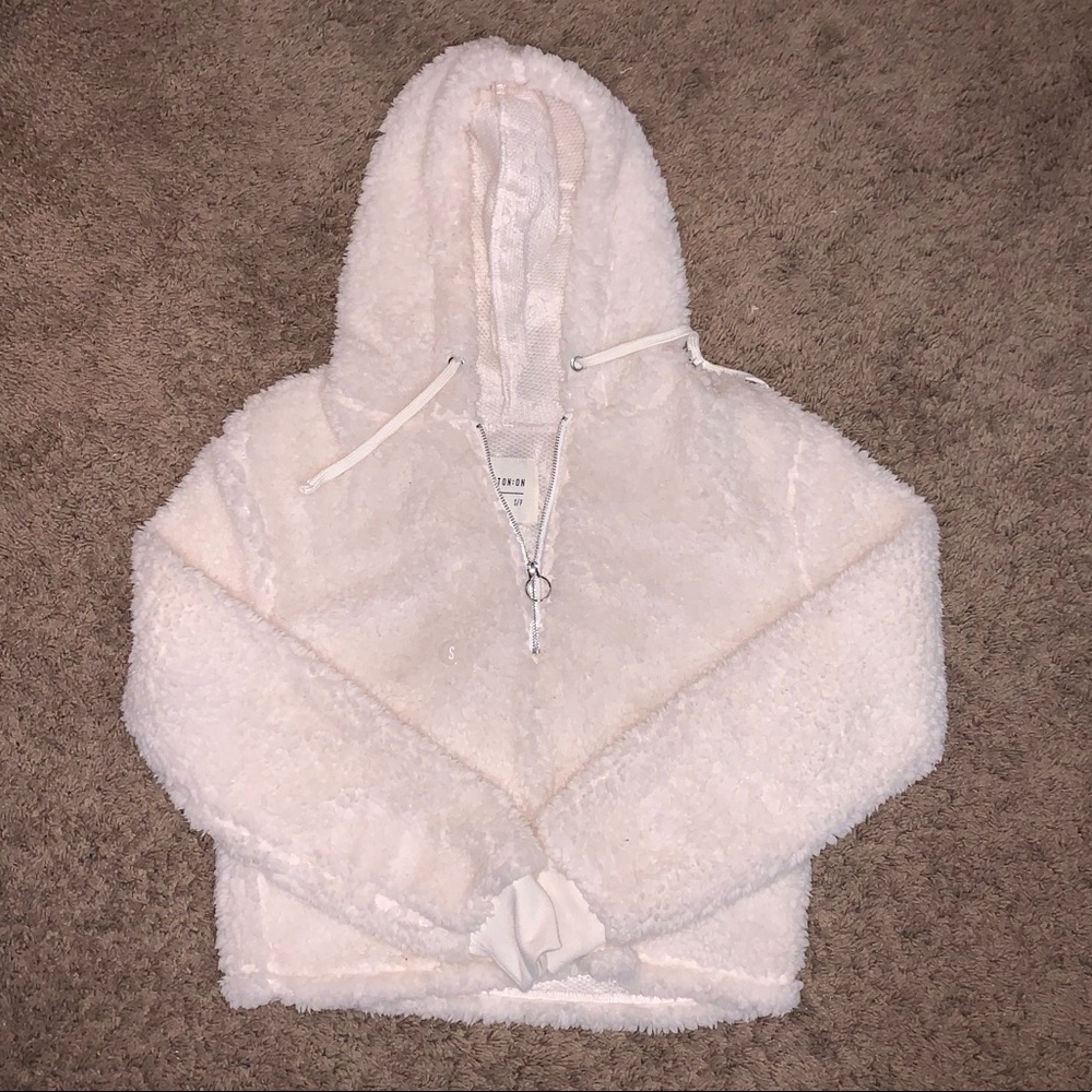 Cotton On cropped fuzzy half zip sweatshirt